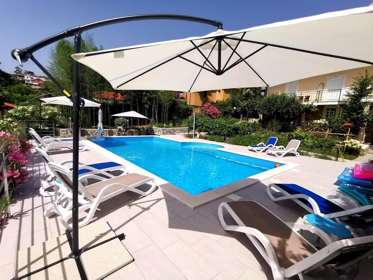 Apartments Garden Residence Opatija 0*,