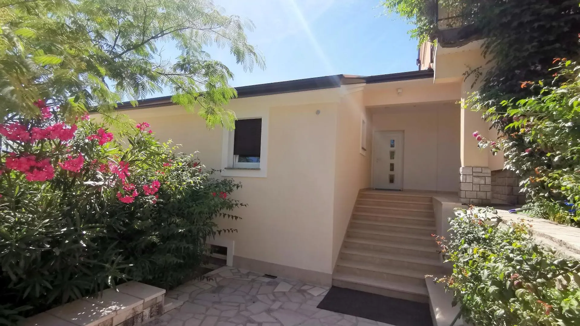 Apartments Garden Residence Opatija 0*,